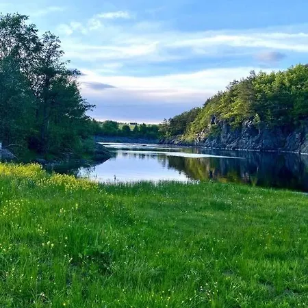 Sagestua V/nidelva I Grimstad - Laksefiske Sone 3 Casa vacanze